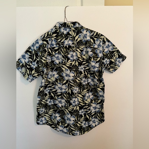 TOMMY HILFIGER HAWAIIAN BLUE/GREEN AND BLACK SHORT SLEEVE SHIRT - Picture 5 of 6